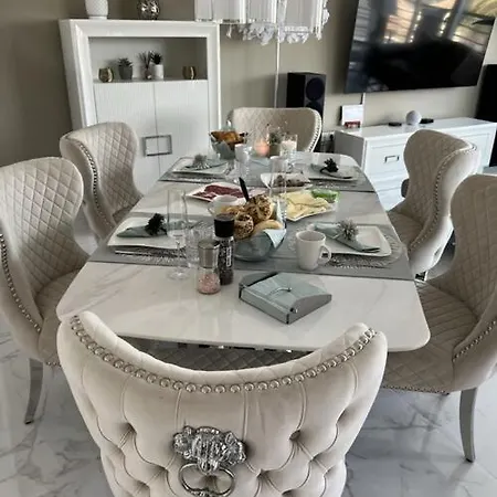Casa Ambiente - Topausgestattetes Haus In Strandnaehe * קלפה