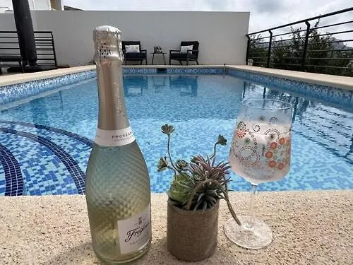 Casa Ambiente - Topausgestattetes Haus In Strandnaehe Calpe