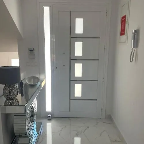 Vakantiehuis Casa Ambiente - Topausgestattetes Haus In Strandnaehe Calpe